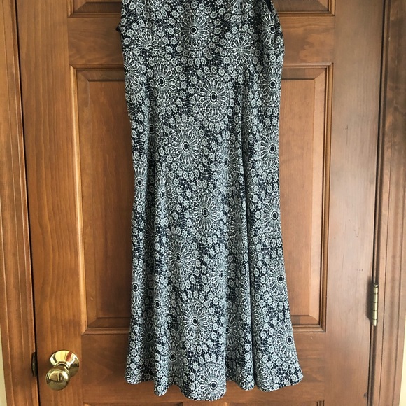 Comfy Sundress - Picture 2 of 3